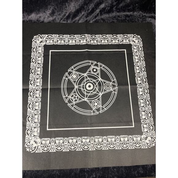 Black Tarot Cloth/Crystal Grid - Picture 1 of 6